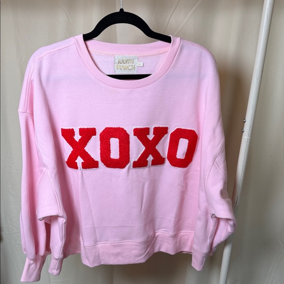 Judith March Pink Sweatshirt with Red XOXO - Picture 8 of 12